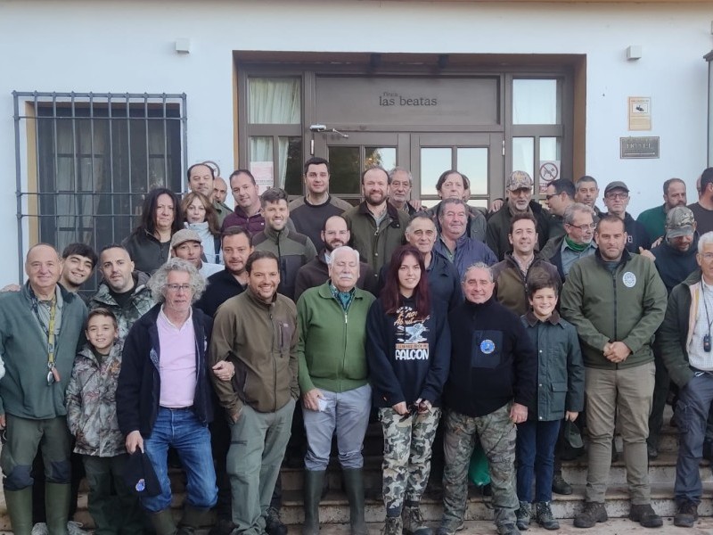 Asociación Española de cetrería y conservación de aves rapaces