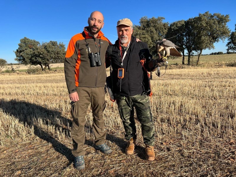 Asociación Española de cetrería y conservación de aves rapaces