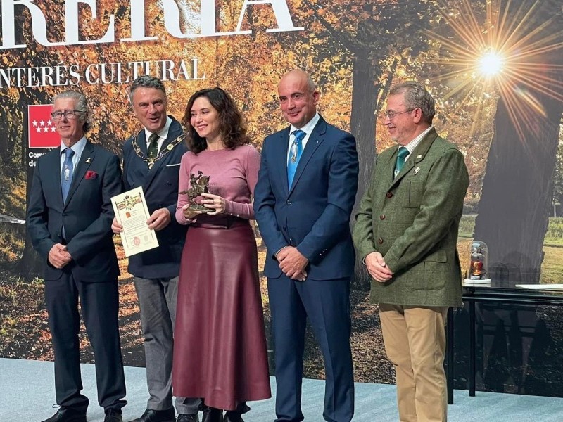 Asociación Española de cetrería y conservación de aves rapaces
