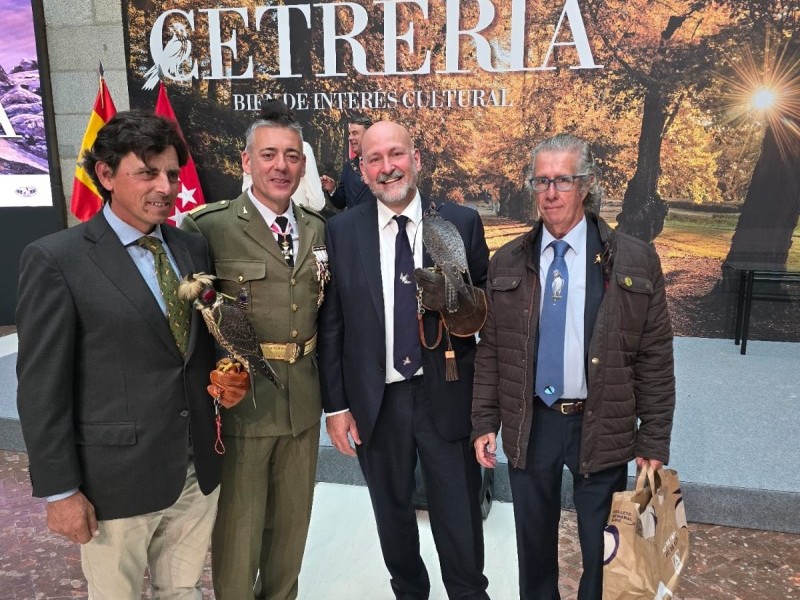 Asociación Española de cetrería y conservación de aves rapaces