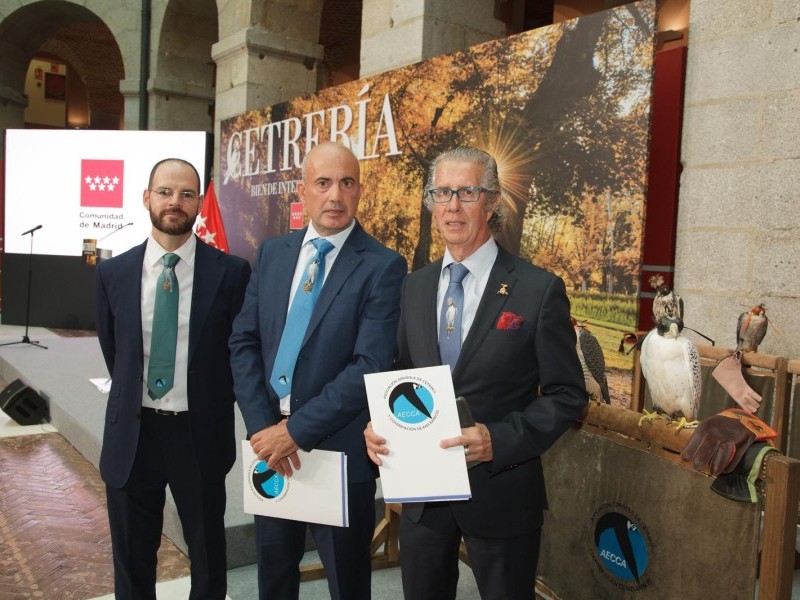 Asociación Española de cetrería y conservación de aves rapaces