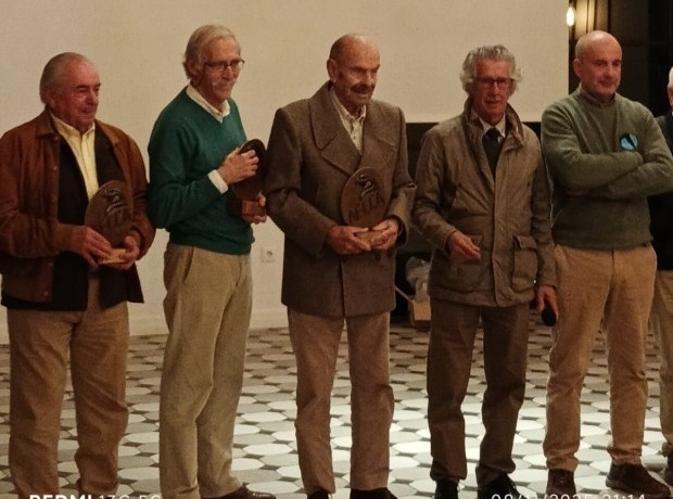 Asociación Española de cetrería y conservación de aves rapaces